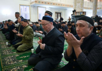 Мешіттерде ауызашар беру басталды